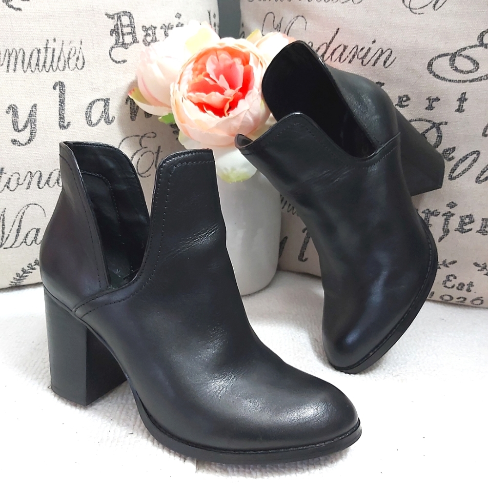 Aldo women's black leather ankle heeled boots 3" open ankle shootie